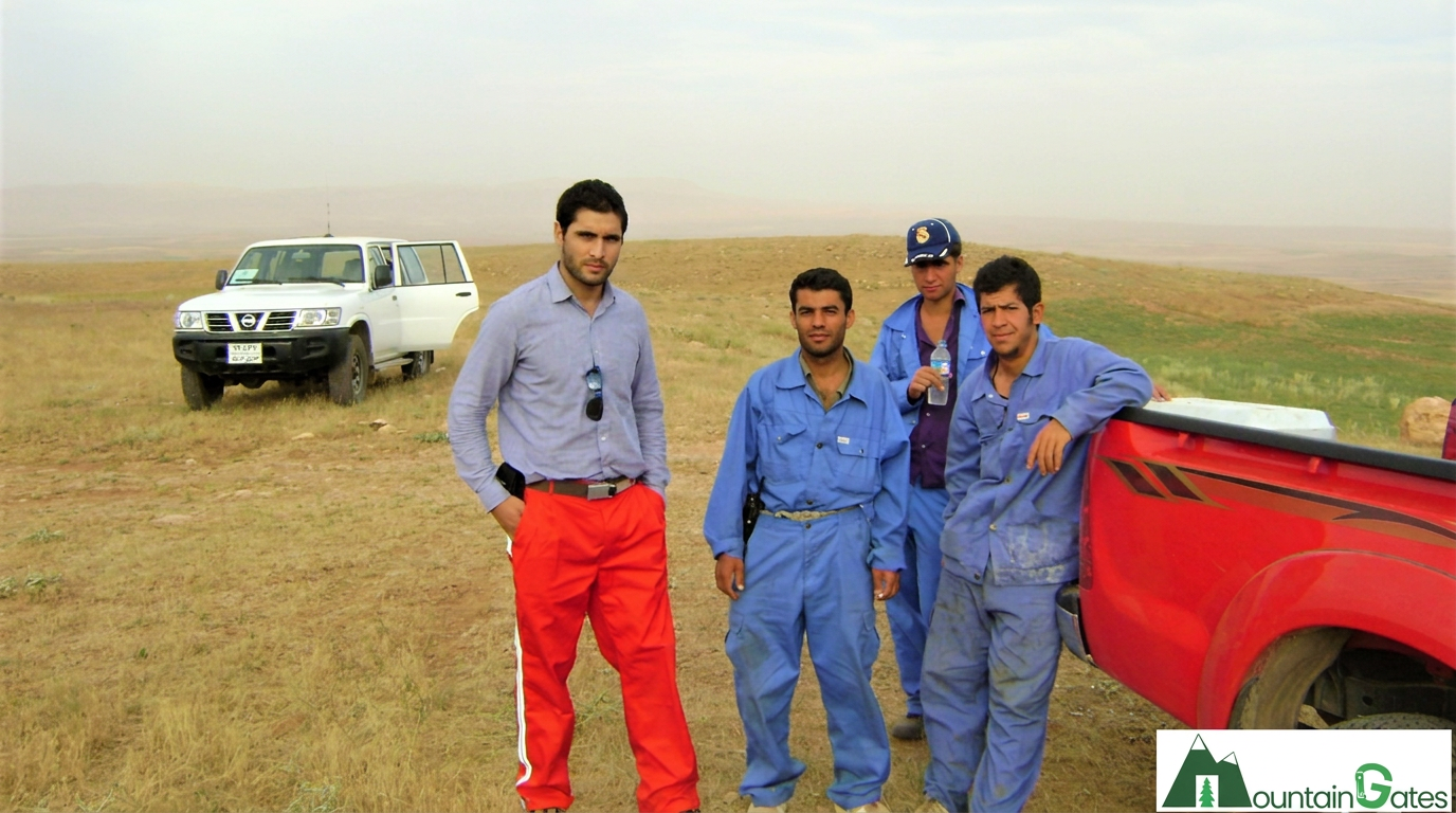 MountainGates professional field team